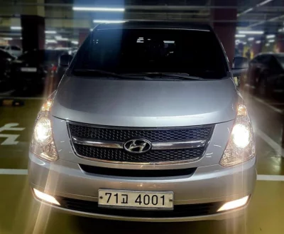Hyundai Grand Starex