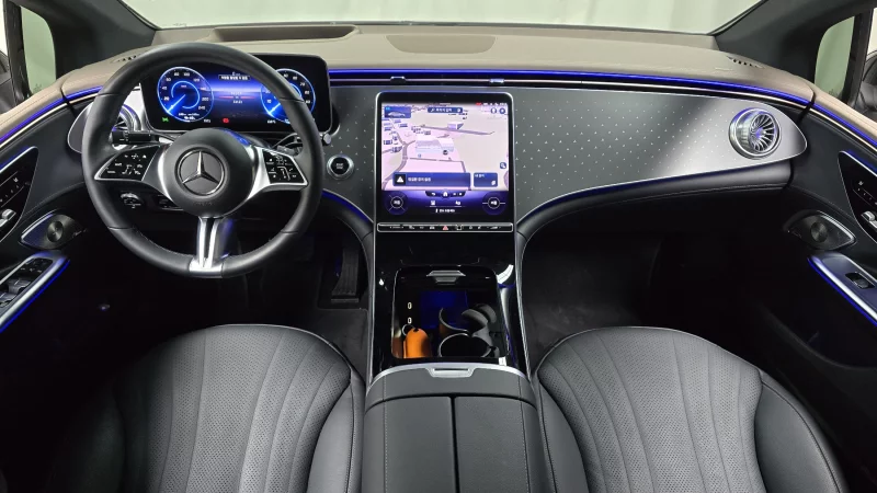 Mercedes-Benz EQE