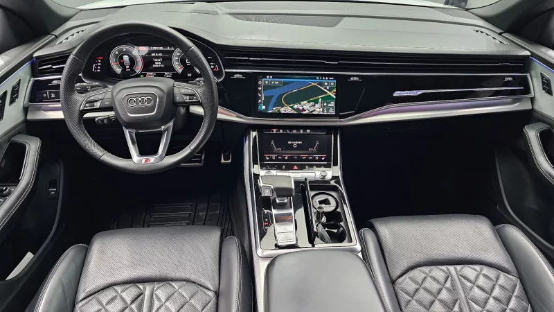 Audi Q8