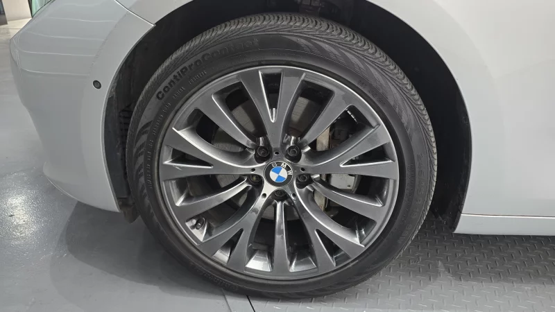 BMW 5-Series Gran Turismo