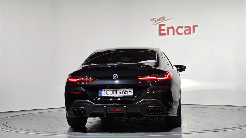 BMW 8-Series