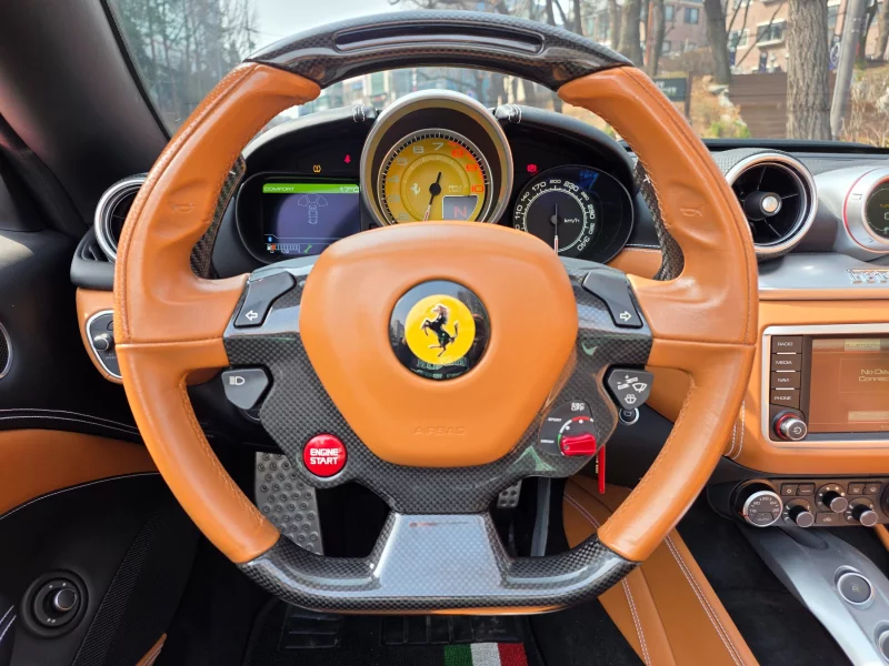 Ferrari CALIFORNIA