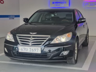 Hyundai Genesis