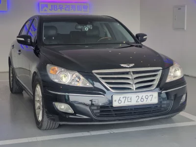 Hyundai Genesis