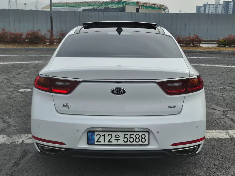 Kia K7