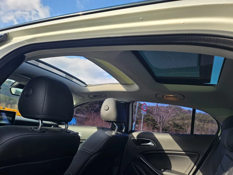 Mercedes-Benz GLA-Class