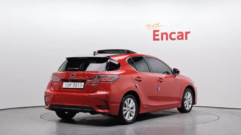 Lexus CT200h