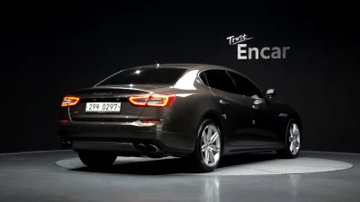 Maserati QUATTROPORTE