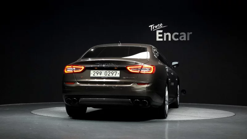 Maserati QUATTROPORTE