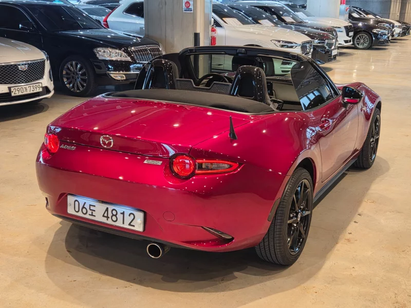Mazda MX-5 Miata