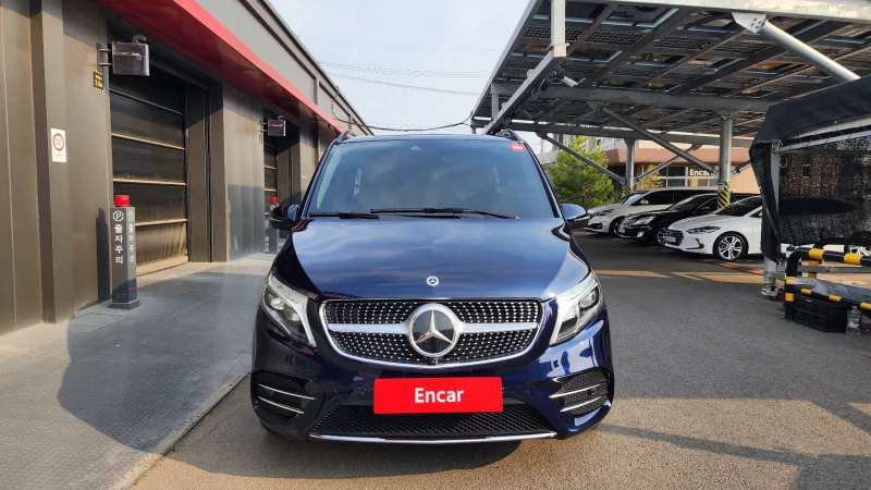 Mercedes-Benz V-Class