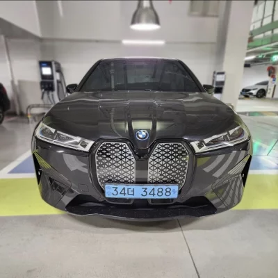 BMW iX