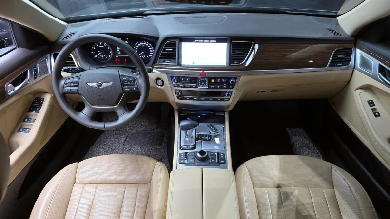 Genesis G80
