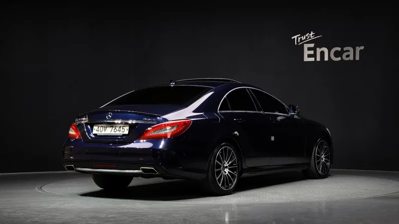Mercedes-Benz CLS-Class
