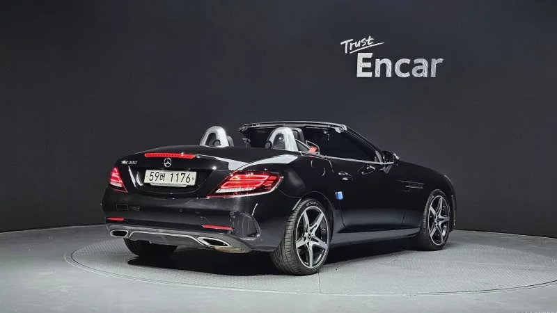 Mercedes-Benz SLC-Class