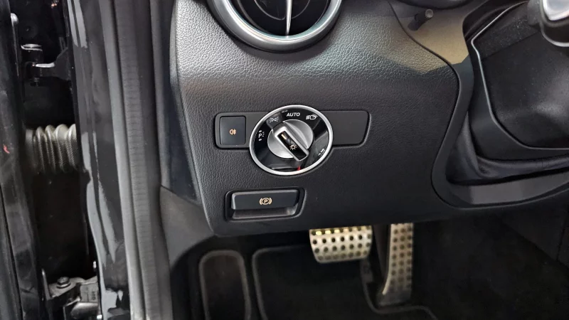 Mercedes-Benz SLC-Class