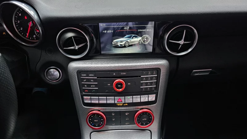 Mercedes-Benz SLC-Class