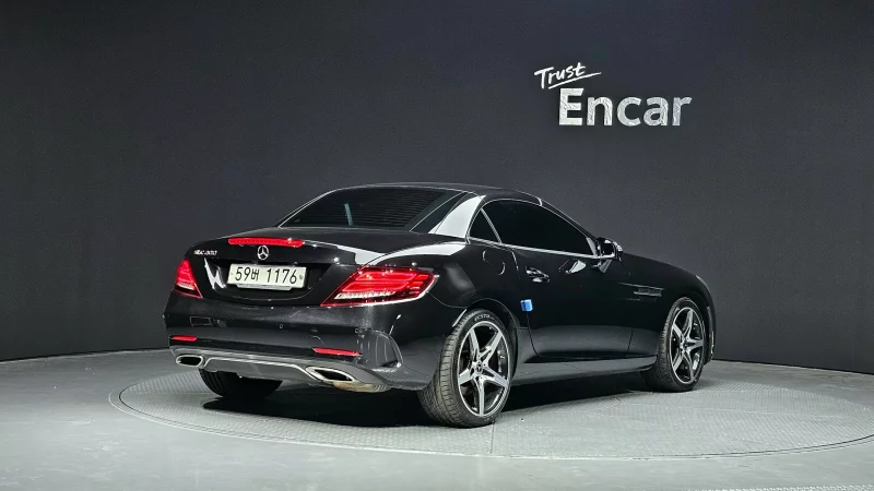 Mercedes-Benz SLC-Class