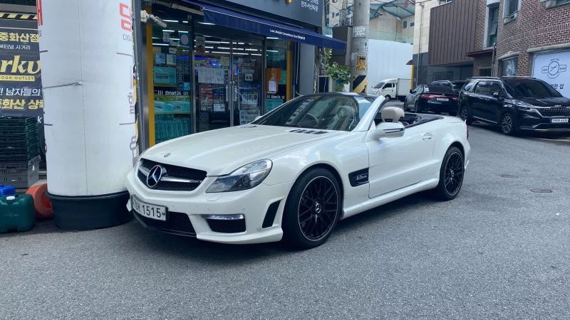 Mercedes-Benz SL-Class