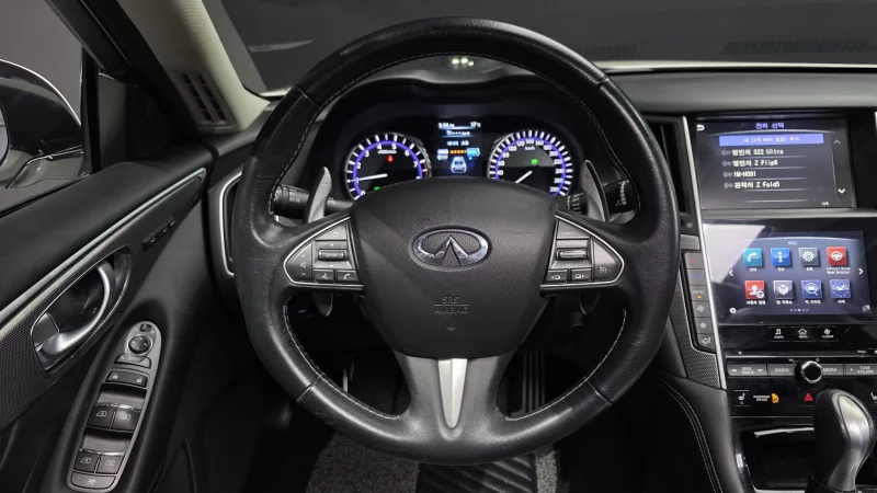 Infiniti Q50