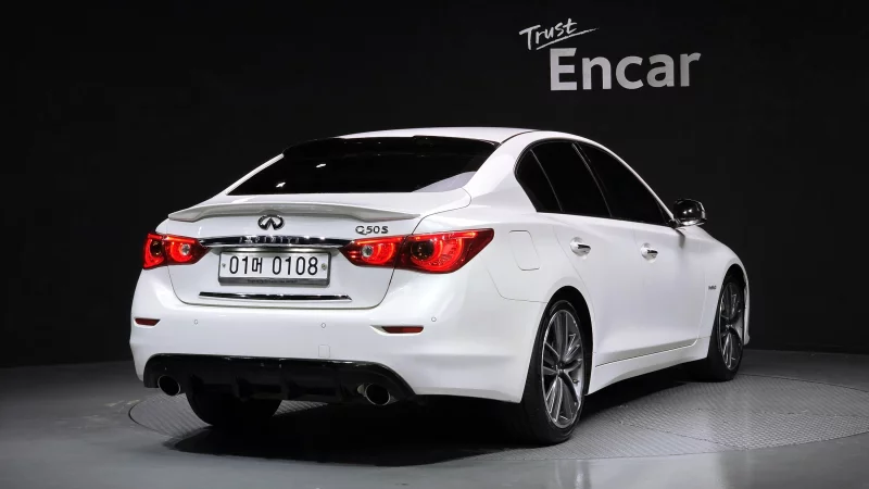 Infiniti Q50
