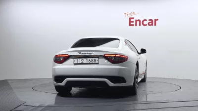 Maserati GRANTURISMO