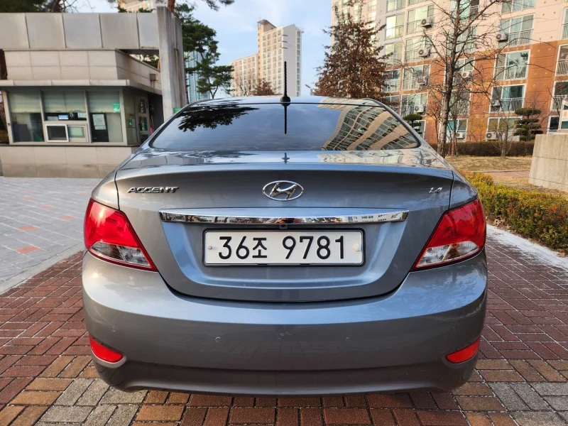 Hyundai Accent