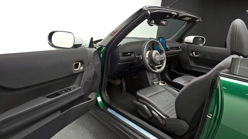 MINI Cooper Convertible