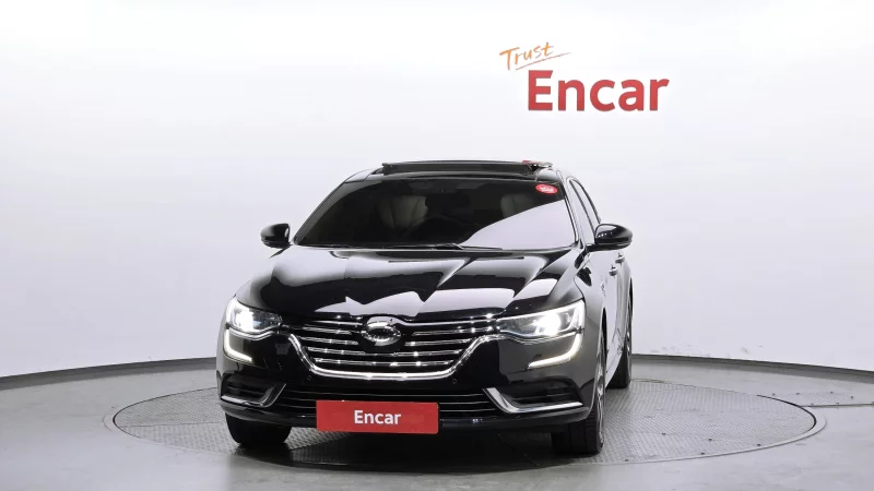 Renault SM6