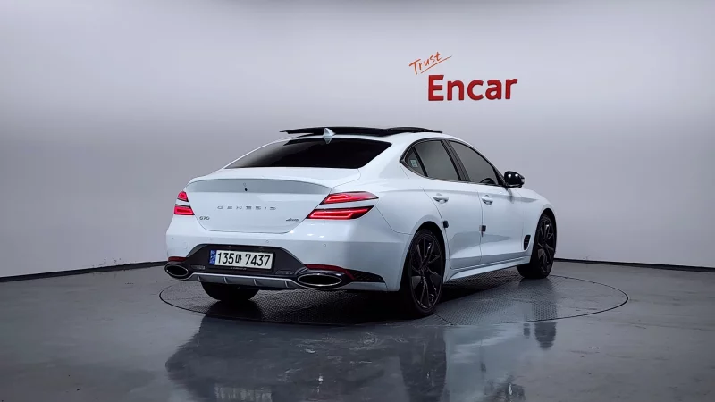 Genesis G70