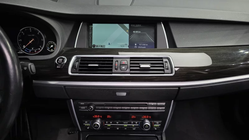 BMW 5-Series Gran Turismo