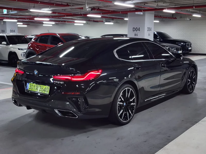 BMW 8-Series