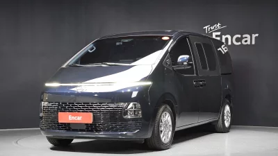 Hyundai Staria