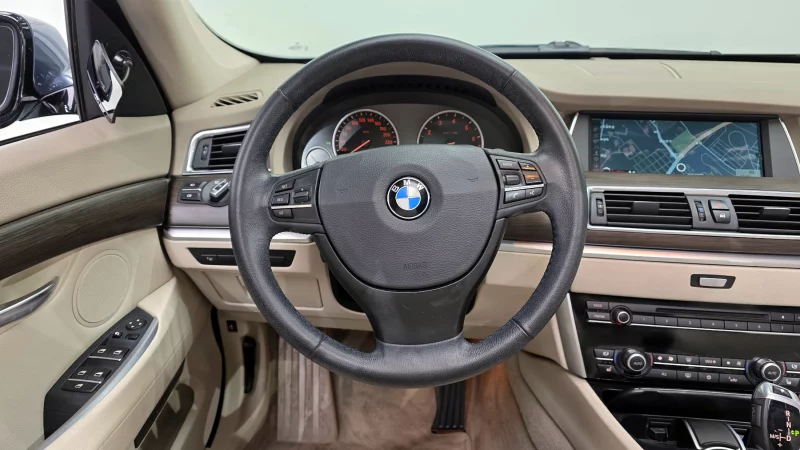 BMW 5-Series Gran Turismo