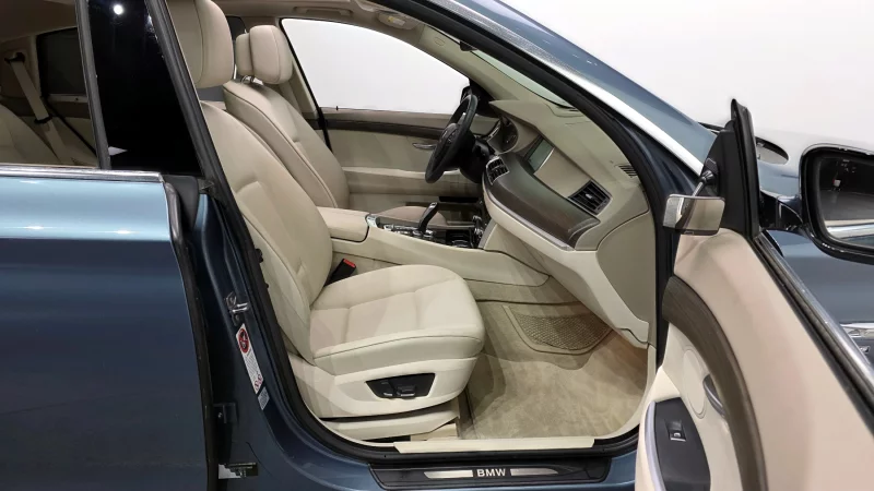 BMW 5-Series Gran Turismo