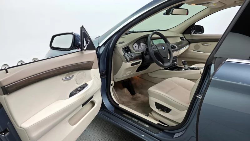 BMW 5-Series Gran Turismo