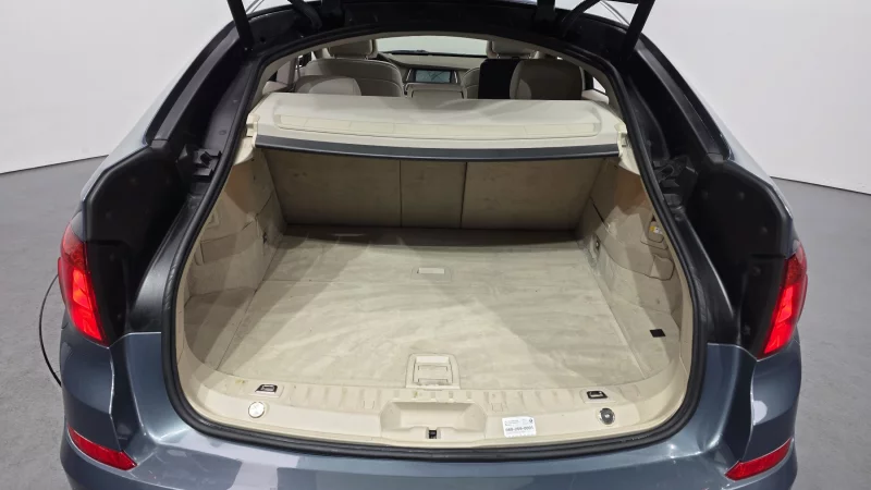 BMW 5-Series Gran Turismo