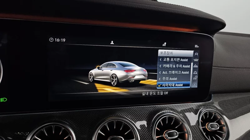 Mercedes-Benz CLS-Class