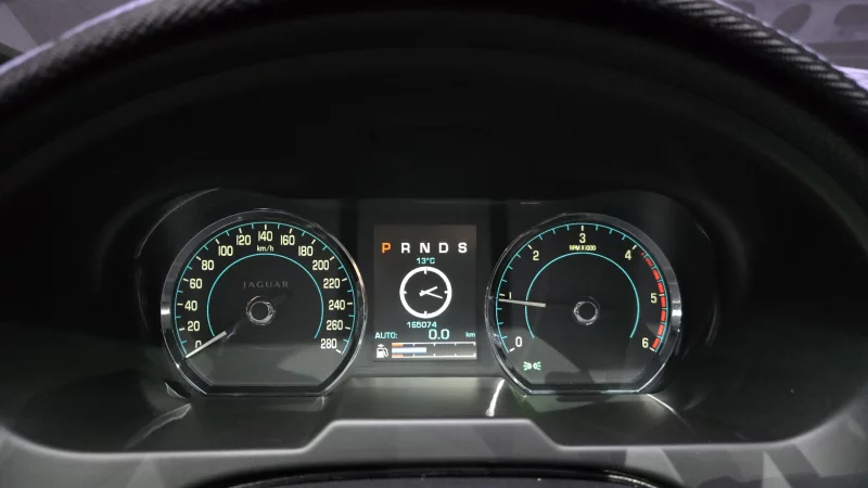Jaguar XF