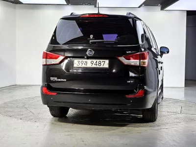 SsangYong Korando Turismo