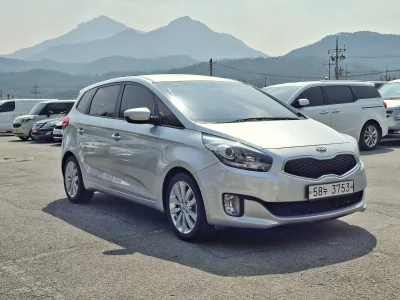 Kia Carens