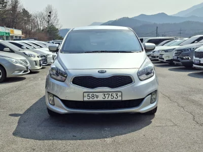 Kia Carens