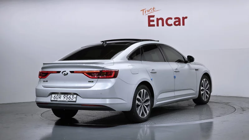 Renault Samsung SM6