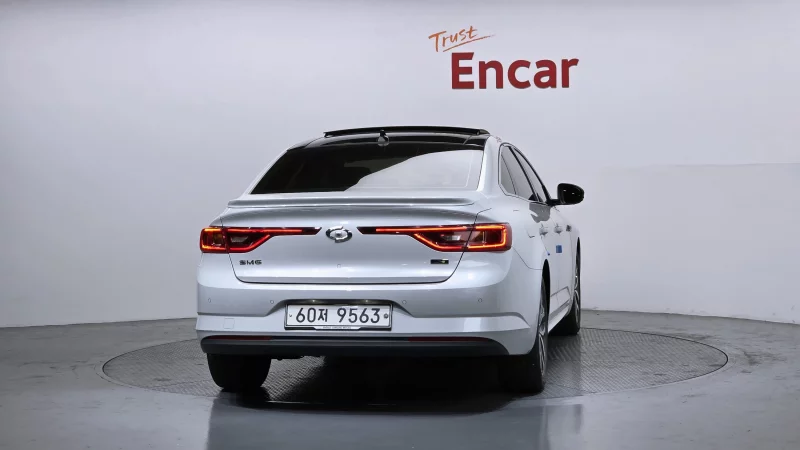 Renault Samsung SM6