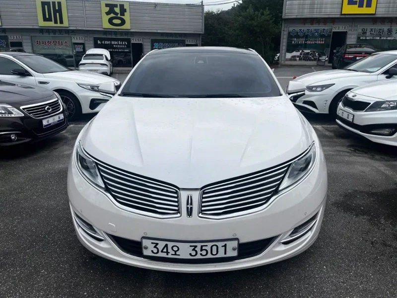 Lincoln MKZ