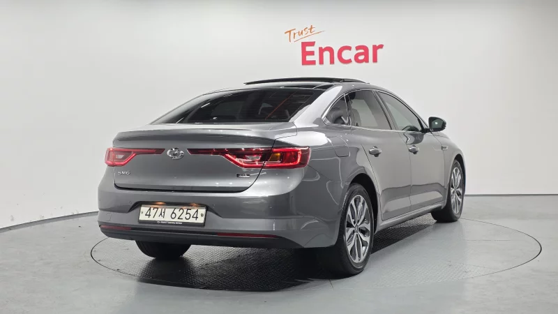 Renault Samsung SM6