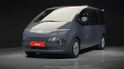 Hyundai Staria