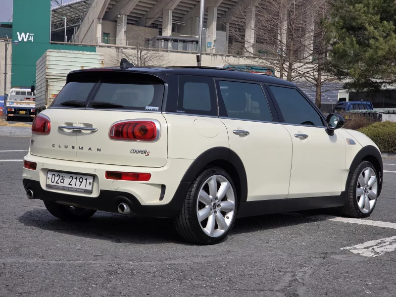 MINI Clubman