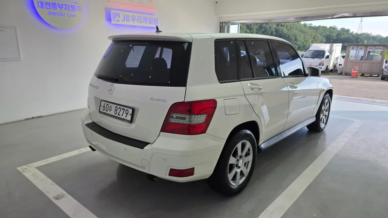 Mercedes-Benz GLK-Class