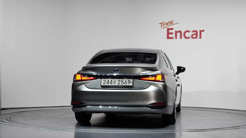 Lexus ES300h